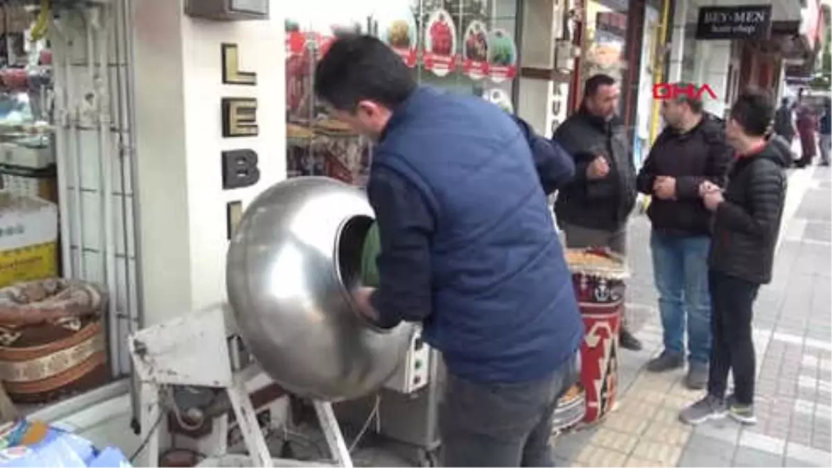 Kütahya Tavşanlı\'da 44 Çeşit Leblebi Üretiliyor