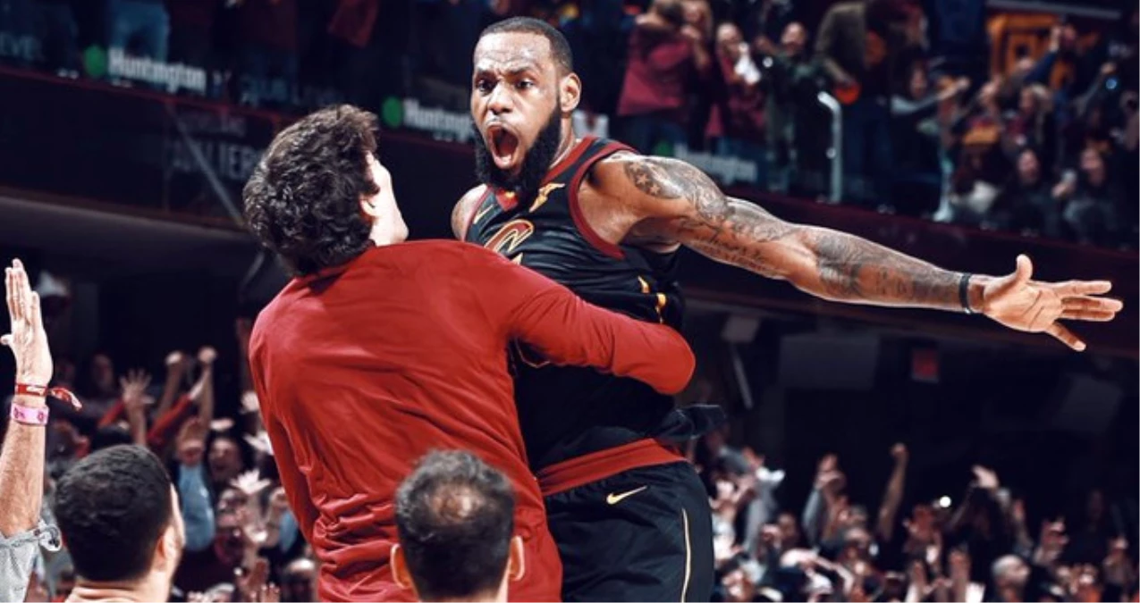 LeBron James, Son Saniye Basketinden Sonra Cedi\'ye Sarıldı