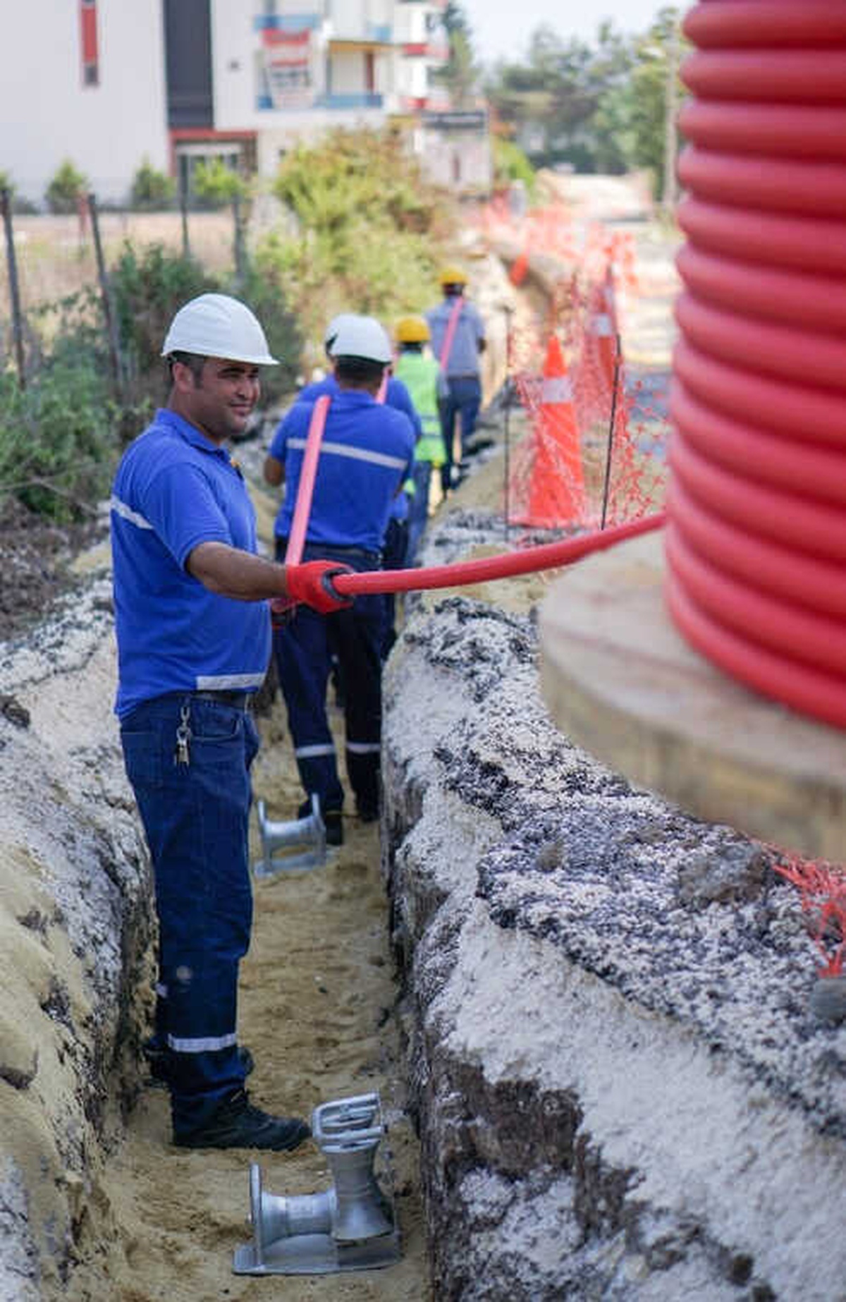 Toroslar Edaş\'ın Bakım ve Yatırım Çalışmaları Sürüyor