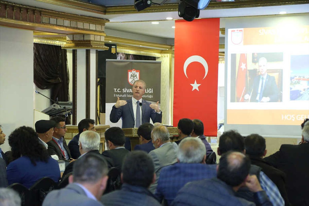 Vali Gül, Muhtarlarla Bir Araya Geldi
