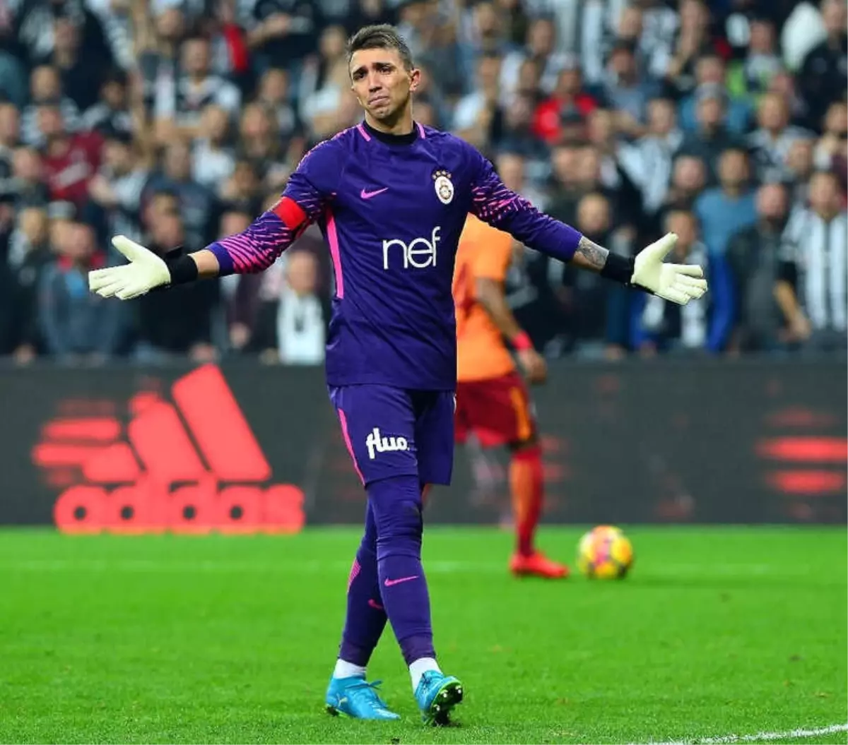 Derbide Gözler Muslera ve Fabri\'de Olacak