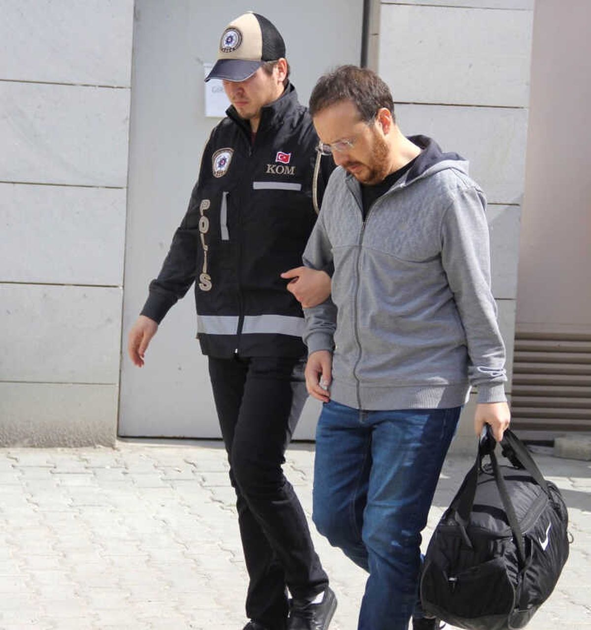 Fetö\'nün Gaybubet Evinde Yakalanan Şahıs Tutuklandı