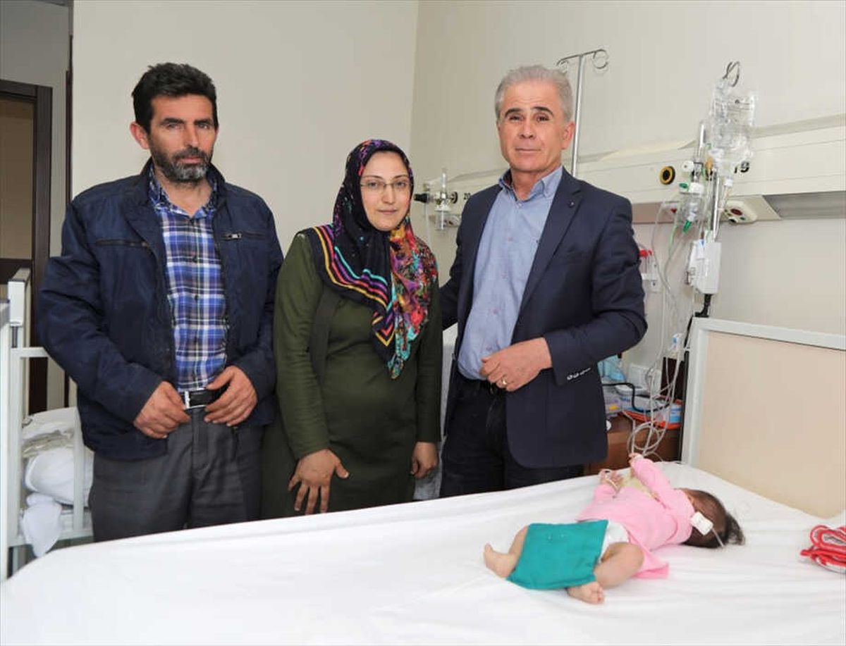 Kayseri\'de 3 Aylık Bebeğin Kalbindeki 3 Delik Kapatıldı