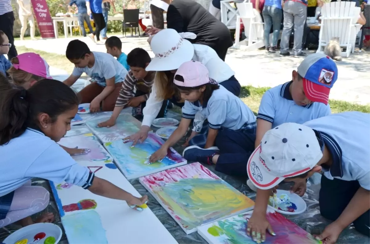 Milas\'ta 50 Öğrenci Doğanın Koynunda Sanatla Buluştu