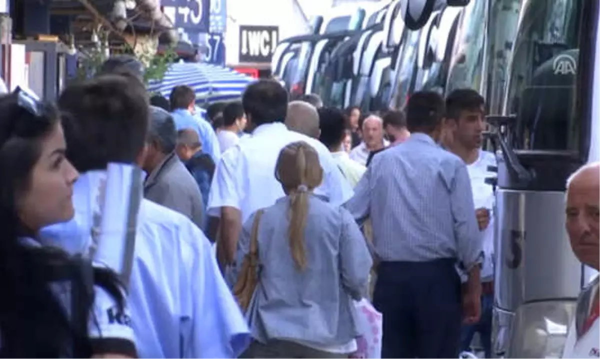 Otogarlarda 1 Mayıs Yoğunluğu