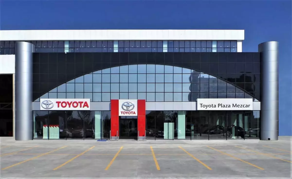 Toyota Plaza Mezcar, Esenyurt\'ta Açıldı