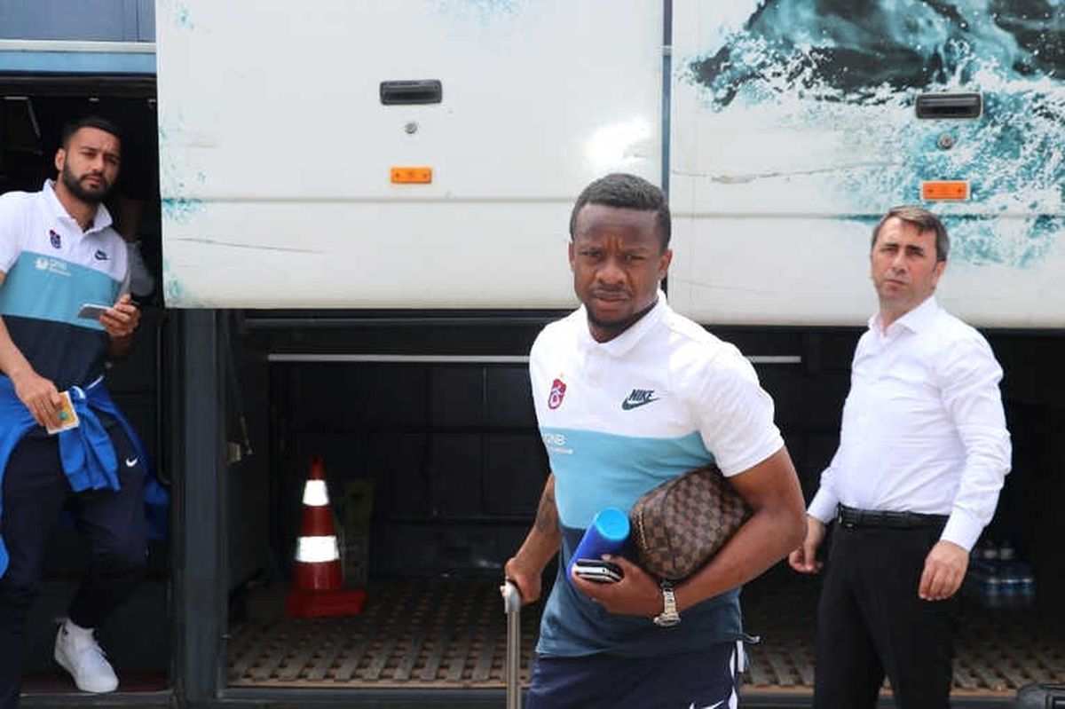 Trabzonspor, Antalya\'ya 6 Eksikle Gitti