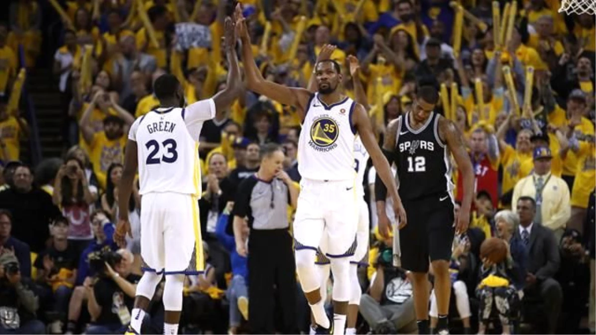 Warriors Seriyi Evinde Kapattı