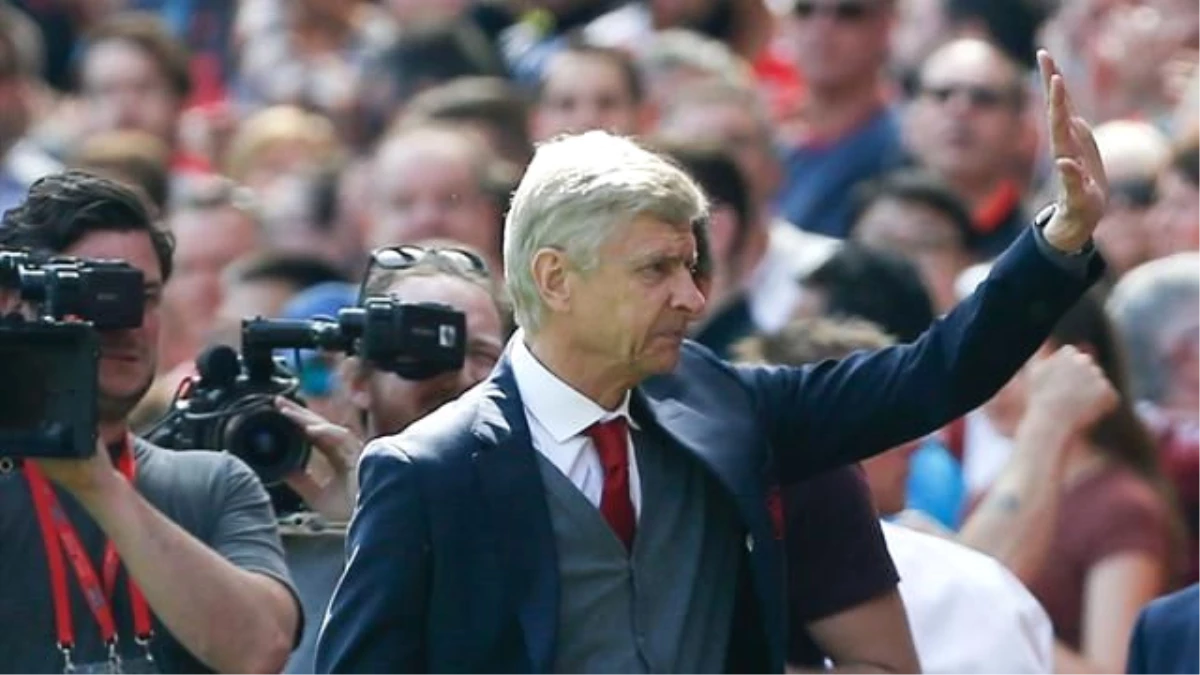 Wenger\'in Emekli Olmaya Niyeti Yok