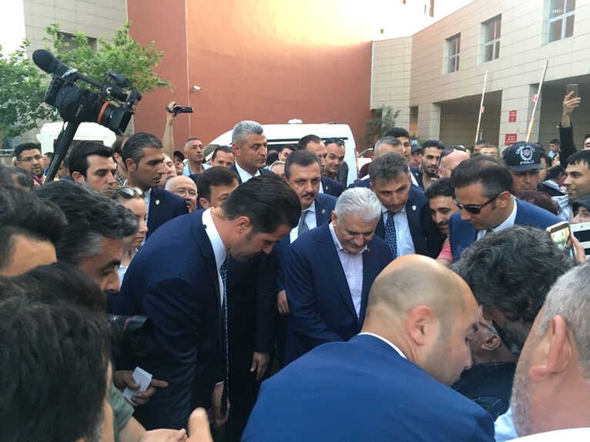 Başbakan Yıldırım\'dan Hastane Ziyareti