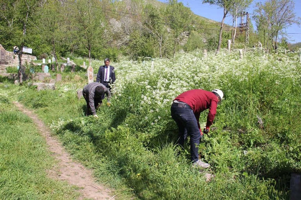 Bitlis Belediyesinden Bahar Temizliği