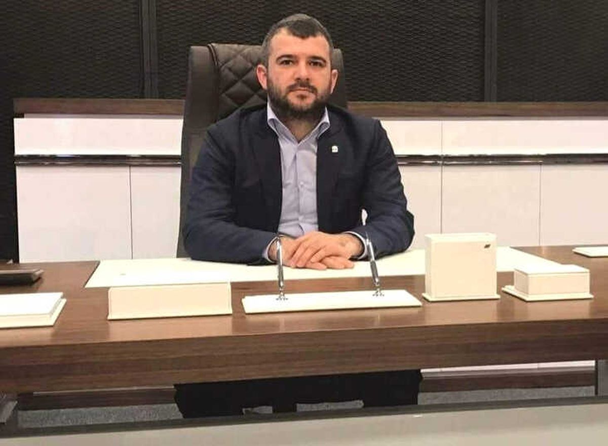 Erdoğan\'a Olan Sevgisini Çocukluk Fotoğrafıyla Anlattı