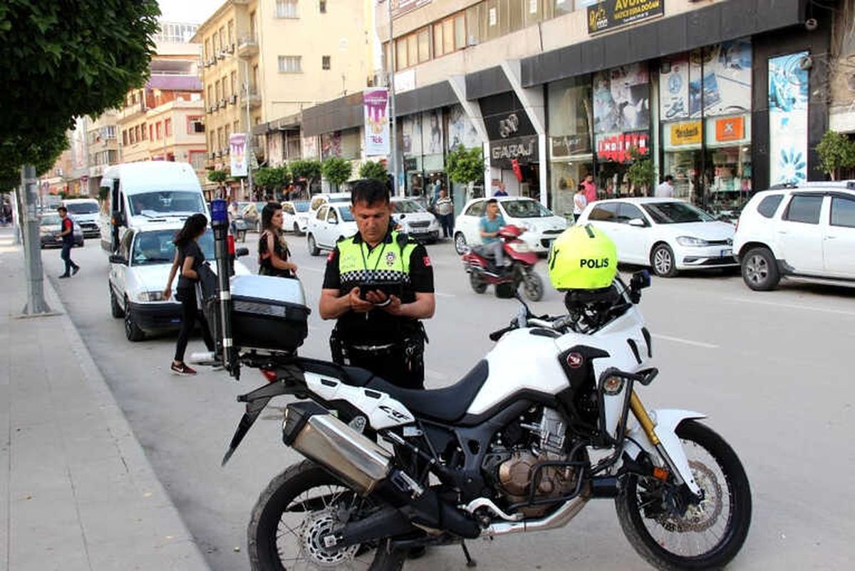 İskenderun\'da Şehir İçi Trafiğinde Sıkı Denetim