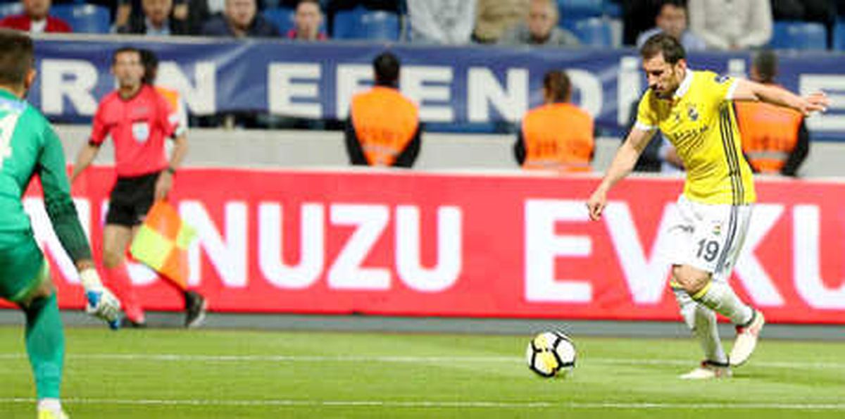 Şener Özbayraklı: "Gol Sevincini Fazla Yaşamadım"