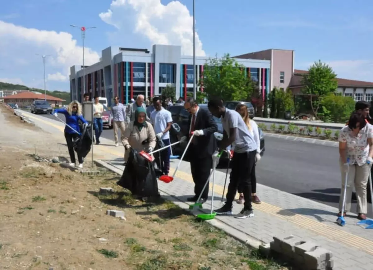 Temiz Üniversite Temiz Düzce