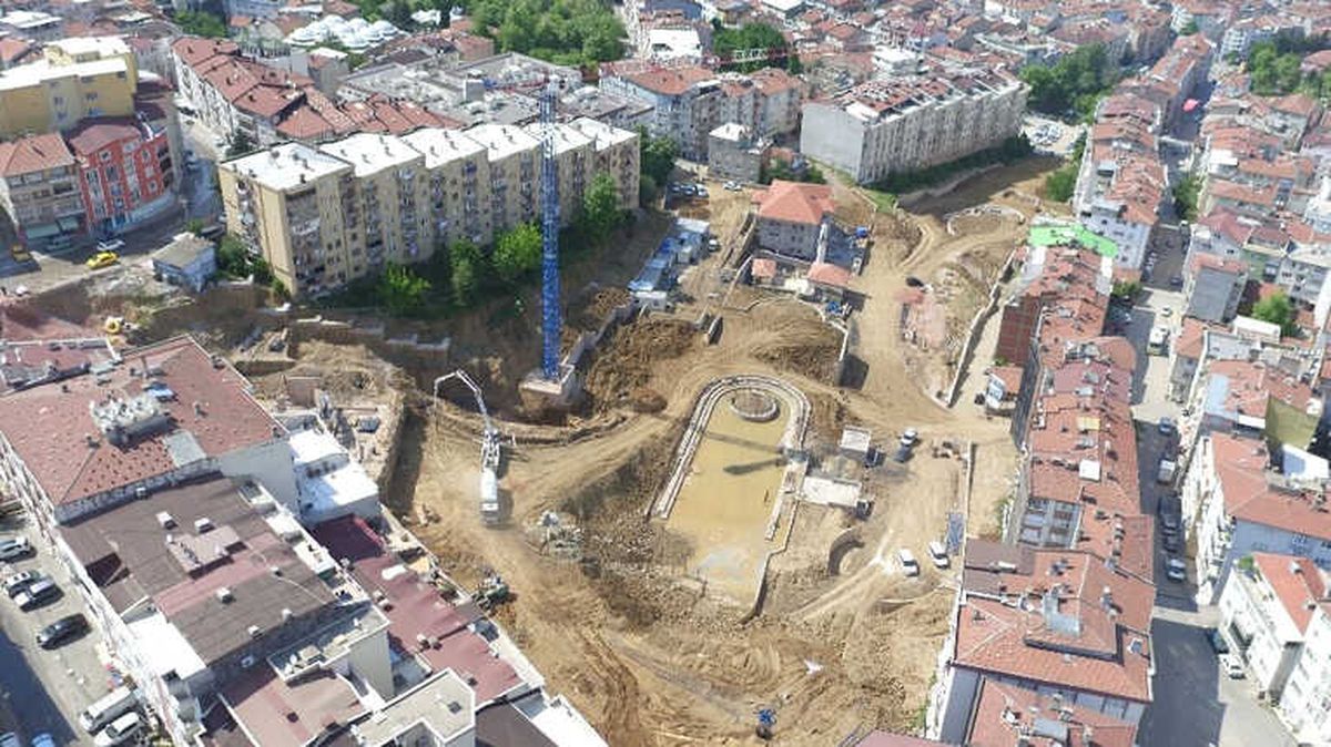 Yeşille Mavinin Buluşacağı "Sular Vadisi" Hızla Yükseliyor