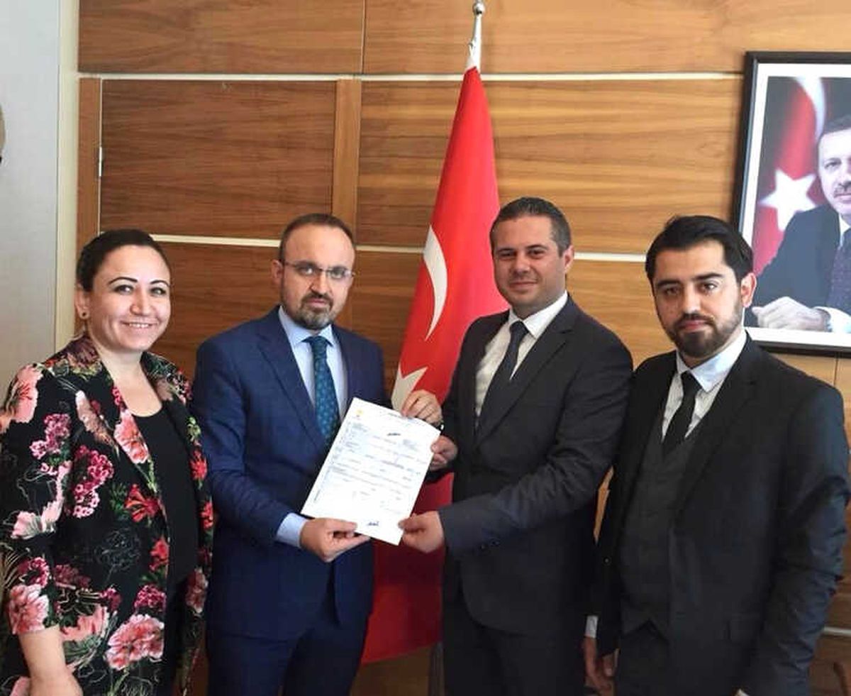 AK Parti\'li Turan: "15 Vekilin Gitmesi, Gelmesi, Bunlar Hiçbir Siyasi Görüşe, Siyasi Tarihe...