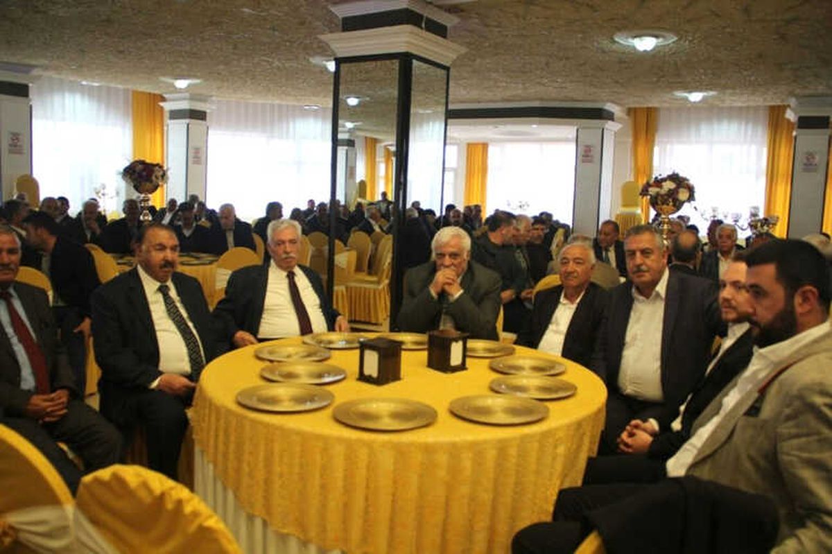 Brukiler Yemekte Bir Araya Geldi