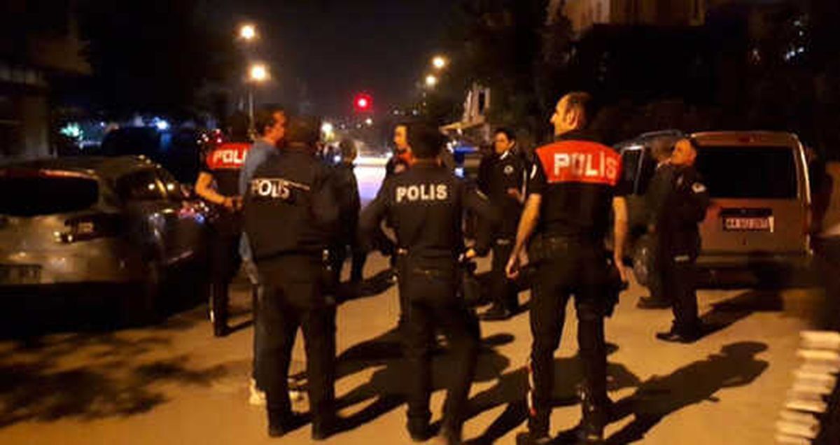 Düğünde, Halay Çekme Meselesi Yüzünden Tekme Tokatlı Kavga Çıktı!