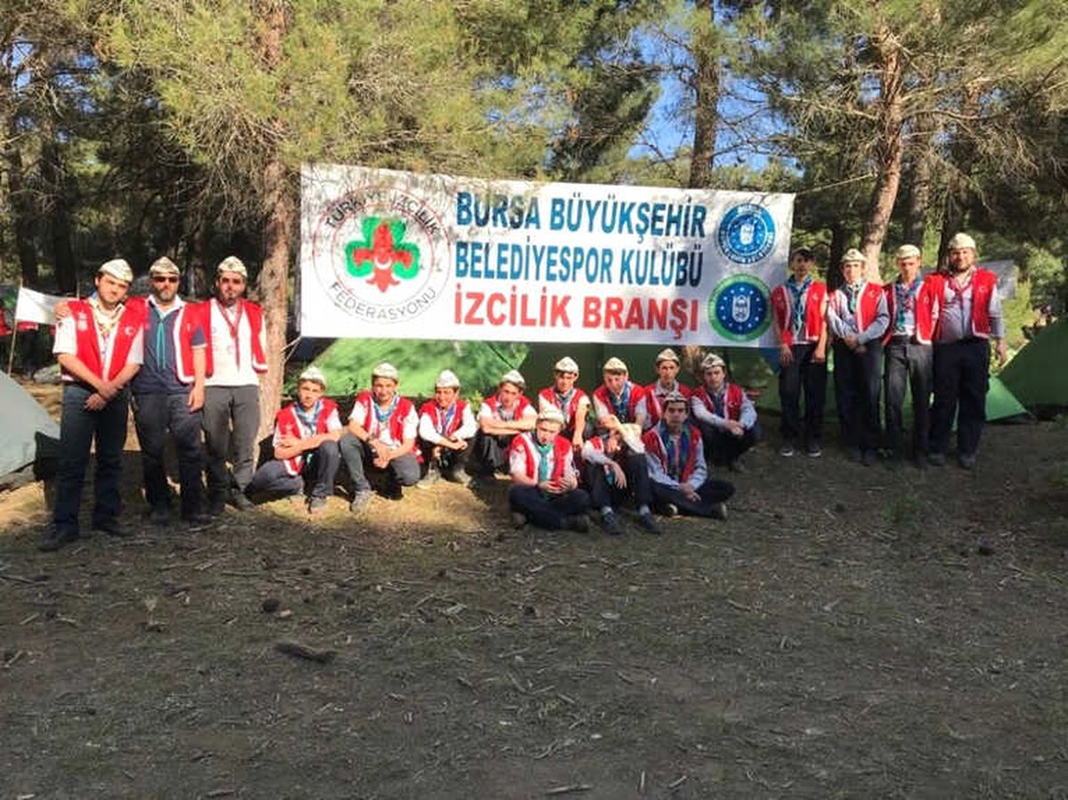 İzciler Ecdadın İzinde