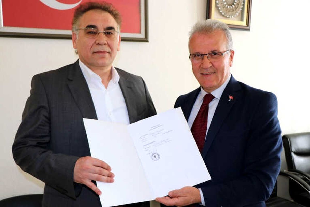 Kardelen Koleji Yönetim Kurulu Başkanı Menekşe, AK Parti\'den Aday Adayı Oldu