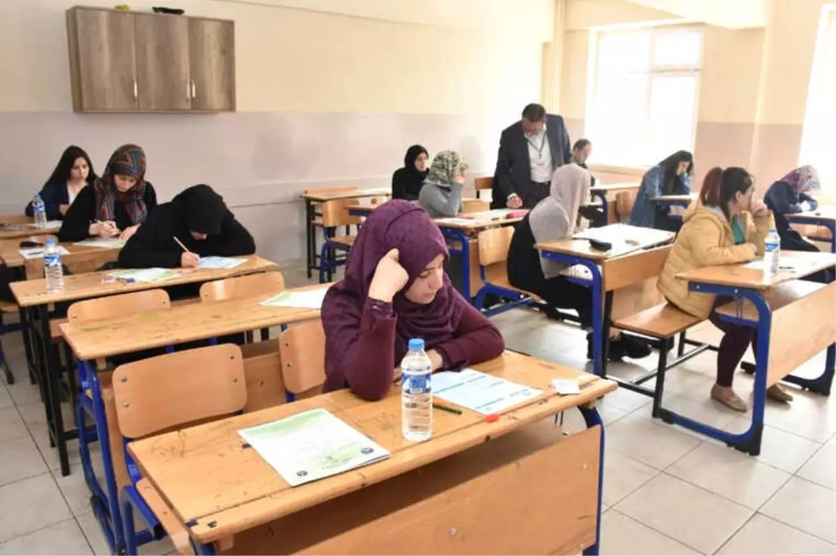 Kyk\'lılar Osmanlı Türkçesi İçin Erzurum\'da Yarıştı