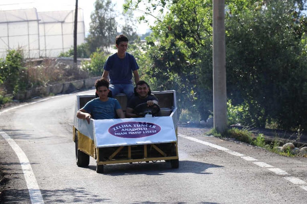 Motosiklet Motorundan Araba Yaptılar