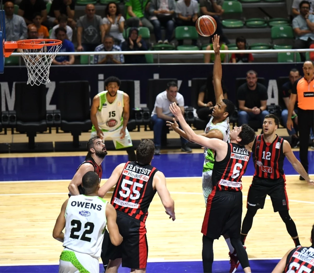 Tahincioğlu Basketbol Süper Ligi: Tofaş: 73 - Eskişehir Basket: 69