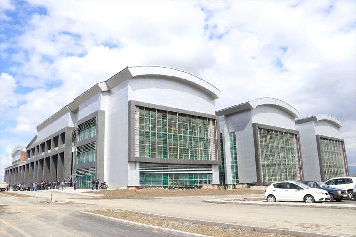 Ağrı Devlet Hastanesi Hizmete Başladı