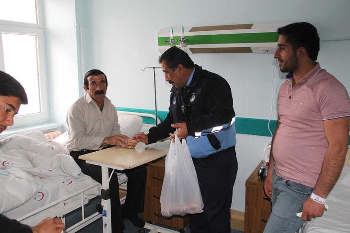 Başkale Belediyesinden Kandil Simidi