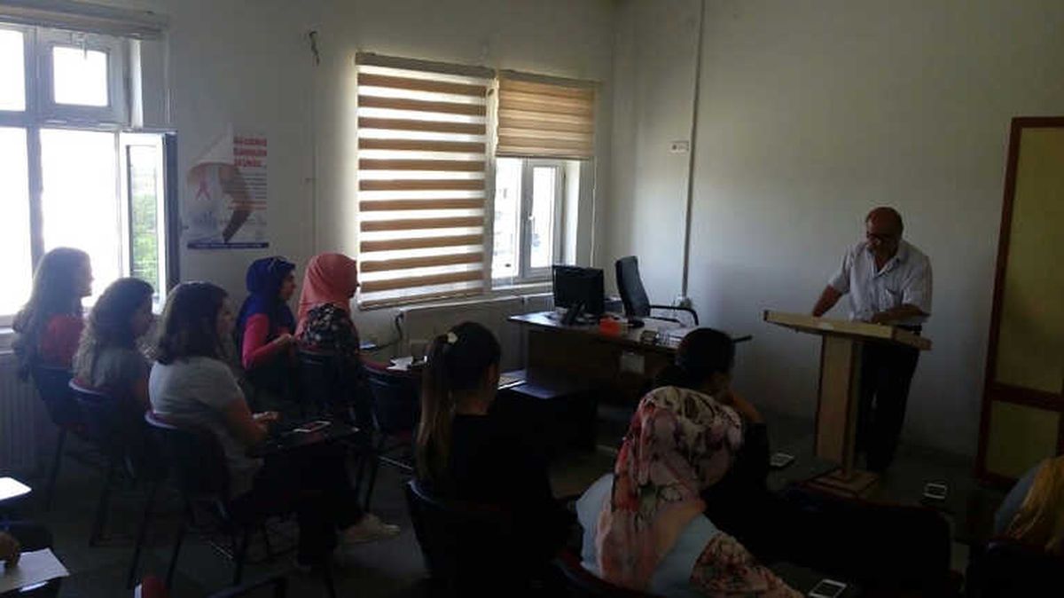 Besni\'de Dünya Aşı Haftası Etkinliği Düzenlendi