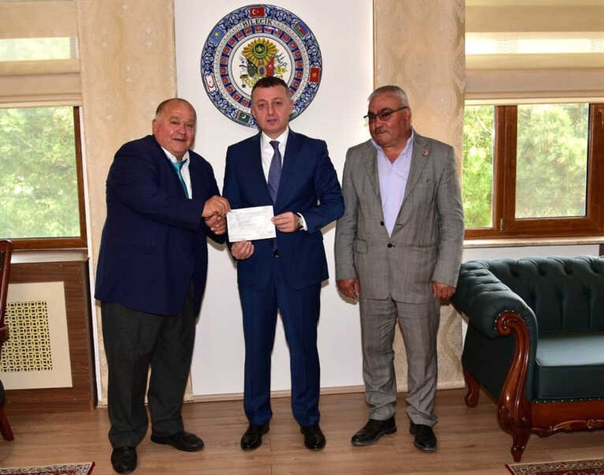 Bilecikli Muhtarlardan Tskgv\'ye Bağış