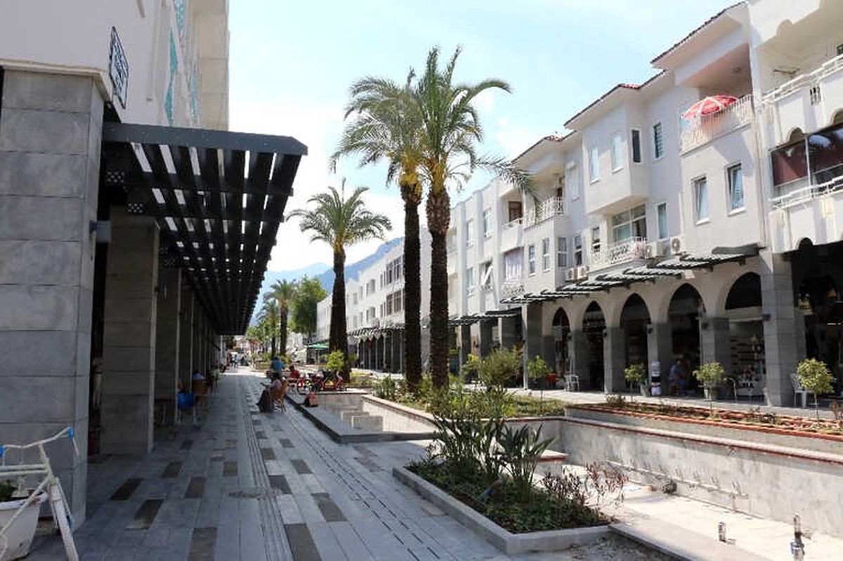 Büyükşehir, Kemer\'i Sezona Hazırlıyor