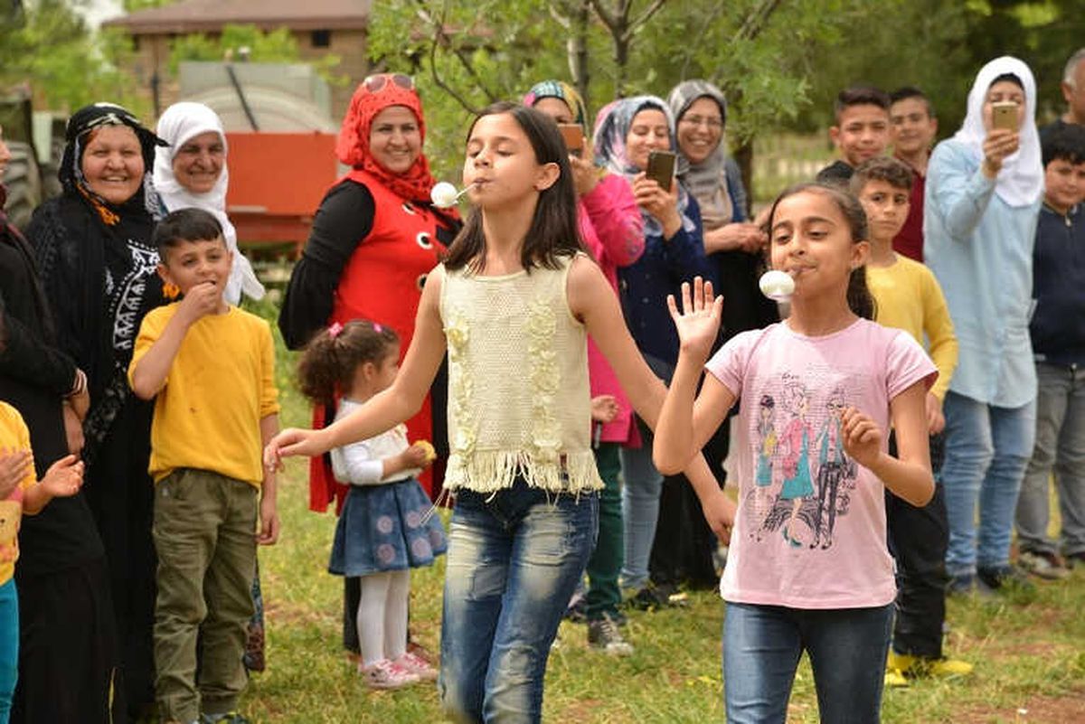 Çocuklar Aileleriyle Birlikte Piknikte Buluştu