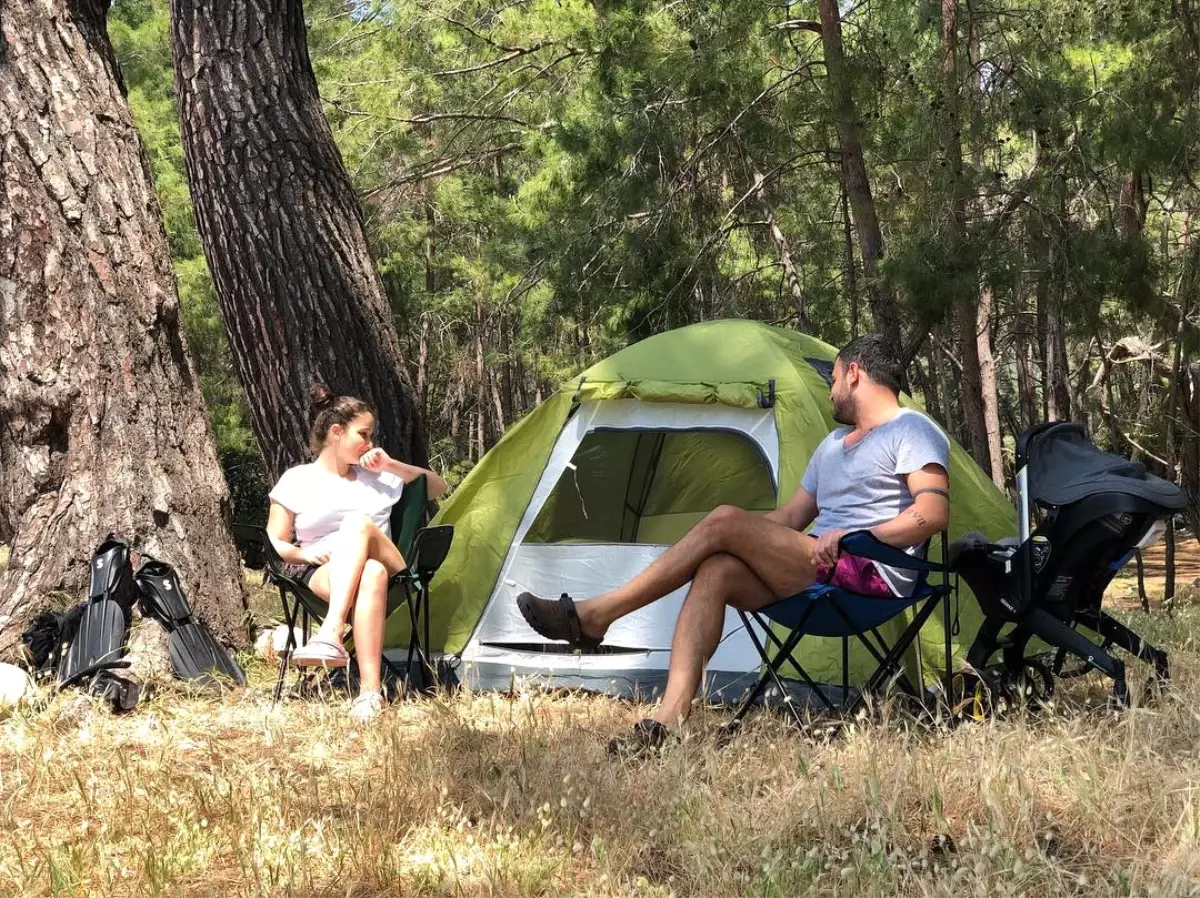 Gökçe Akyıldız 1,5 Aylık Bebeğiyle Kampa Gitti