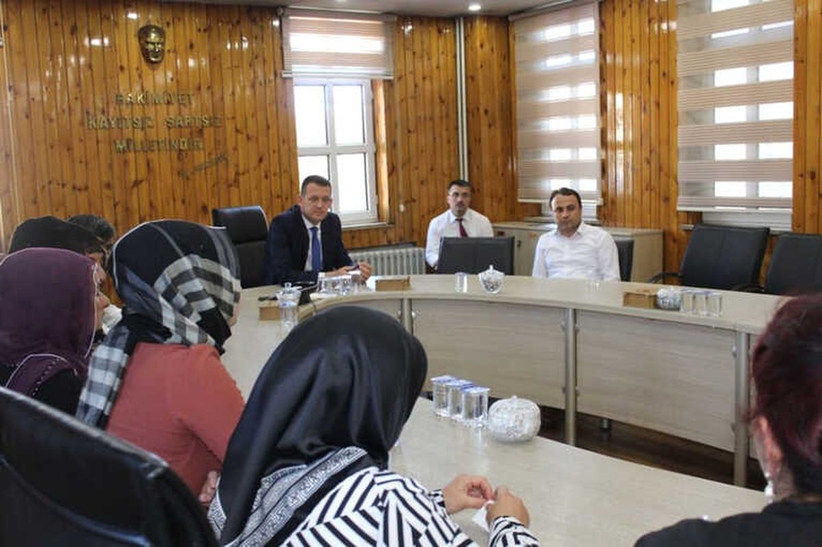 Halk Günü\' Toplantıları Vatandaşla İlişkileri Güçlendiriyor