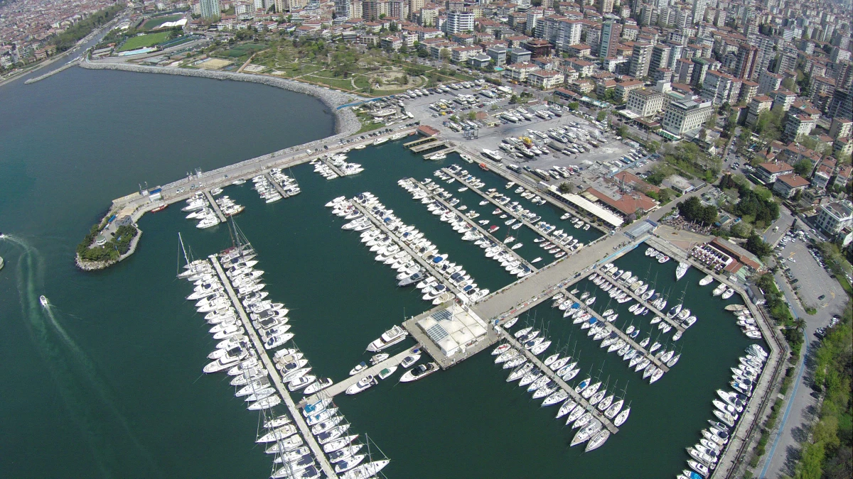 Kalamış\'tan Bir Tatlı Haber: Yat Limanı Özelleştirme İhalesi Geri Çekildi