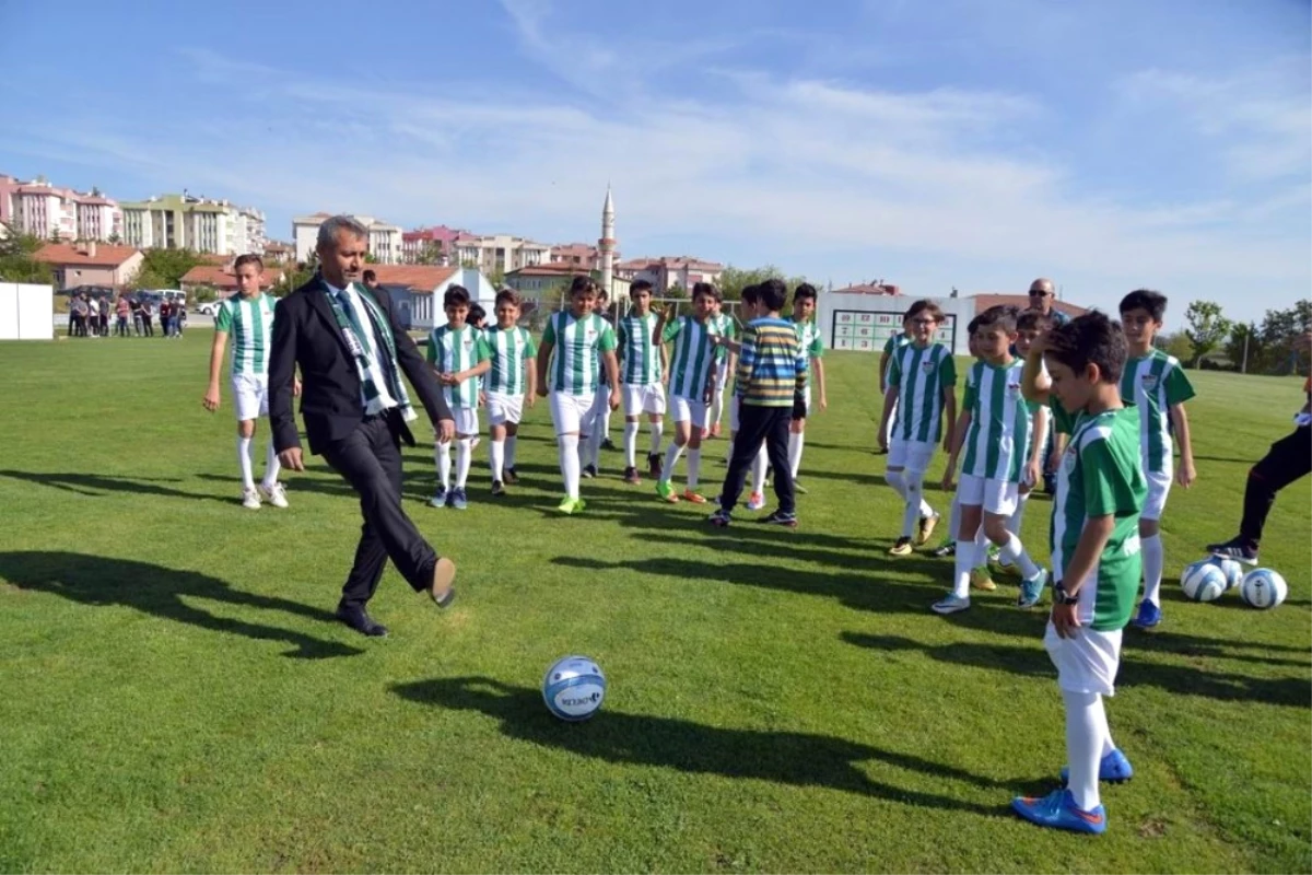 Kırşehir Belediyespor Futbol Okulu Açılışı Yapıldı