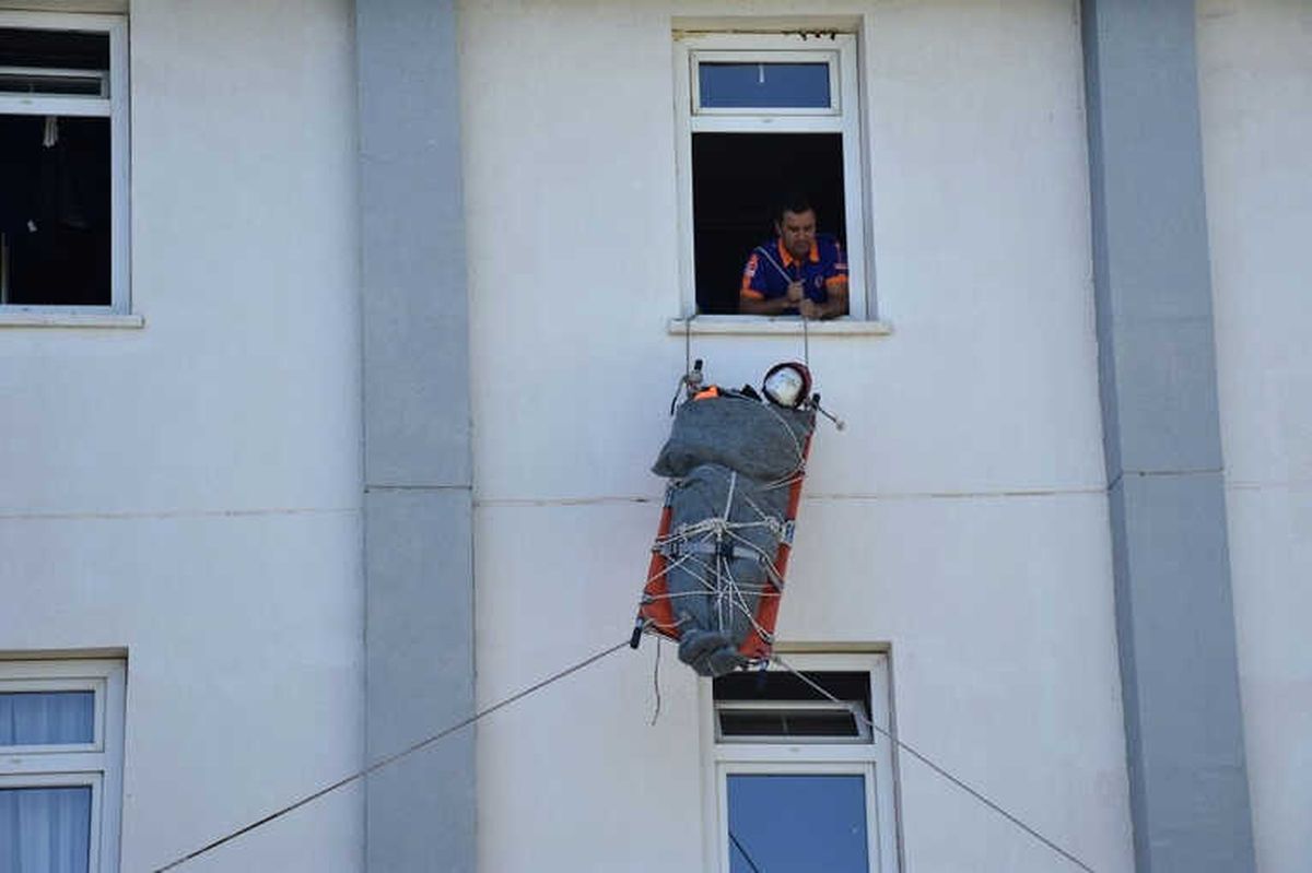 Kız Yurdunda Deprem Tatbikatı