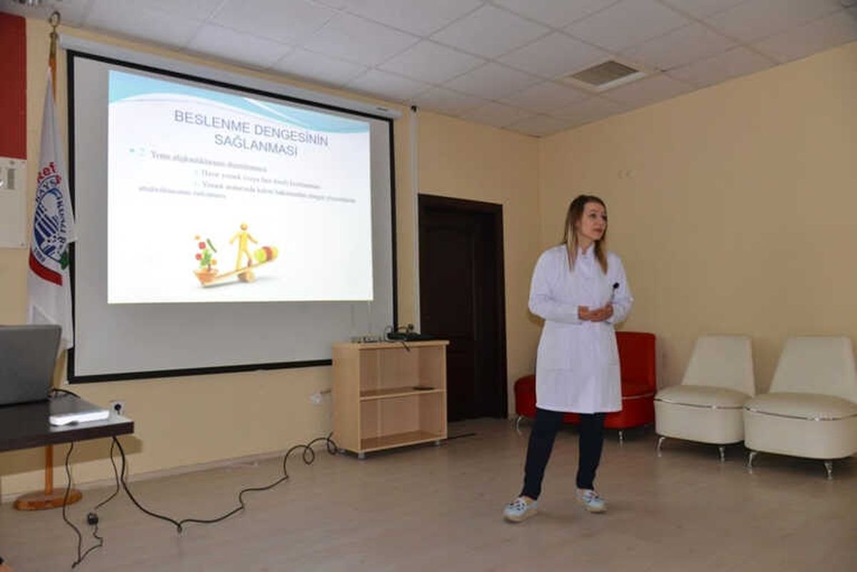 Melikgazi Belediyesinden Sağlıklı Beslenme Semineri