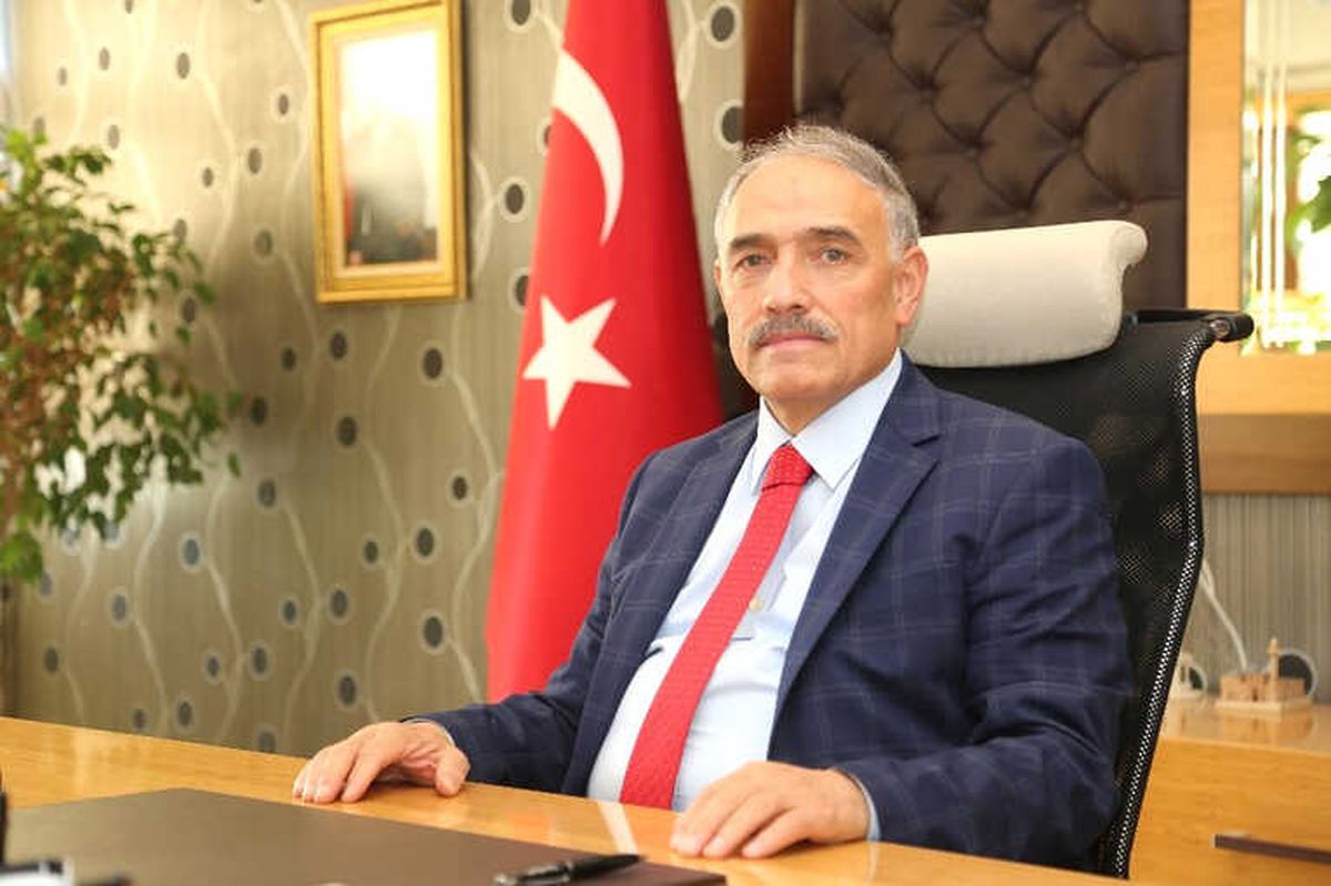 Niğde Belediye Başkanı Özkan\'dan Berat Kandili Mesajı