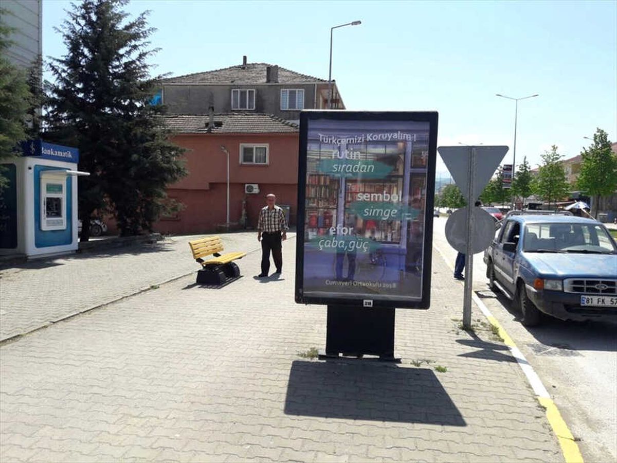 Ortaokul Öğrencilerinden Türkçe Sözcük Duyarlılığı