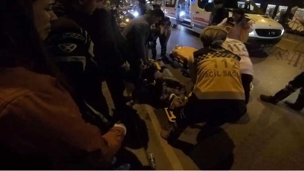 Taksici, Motosiklet Sürücüsüne Çarpıp Kaçtı