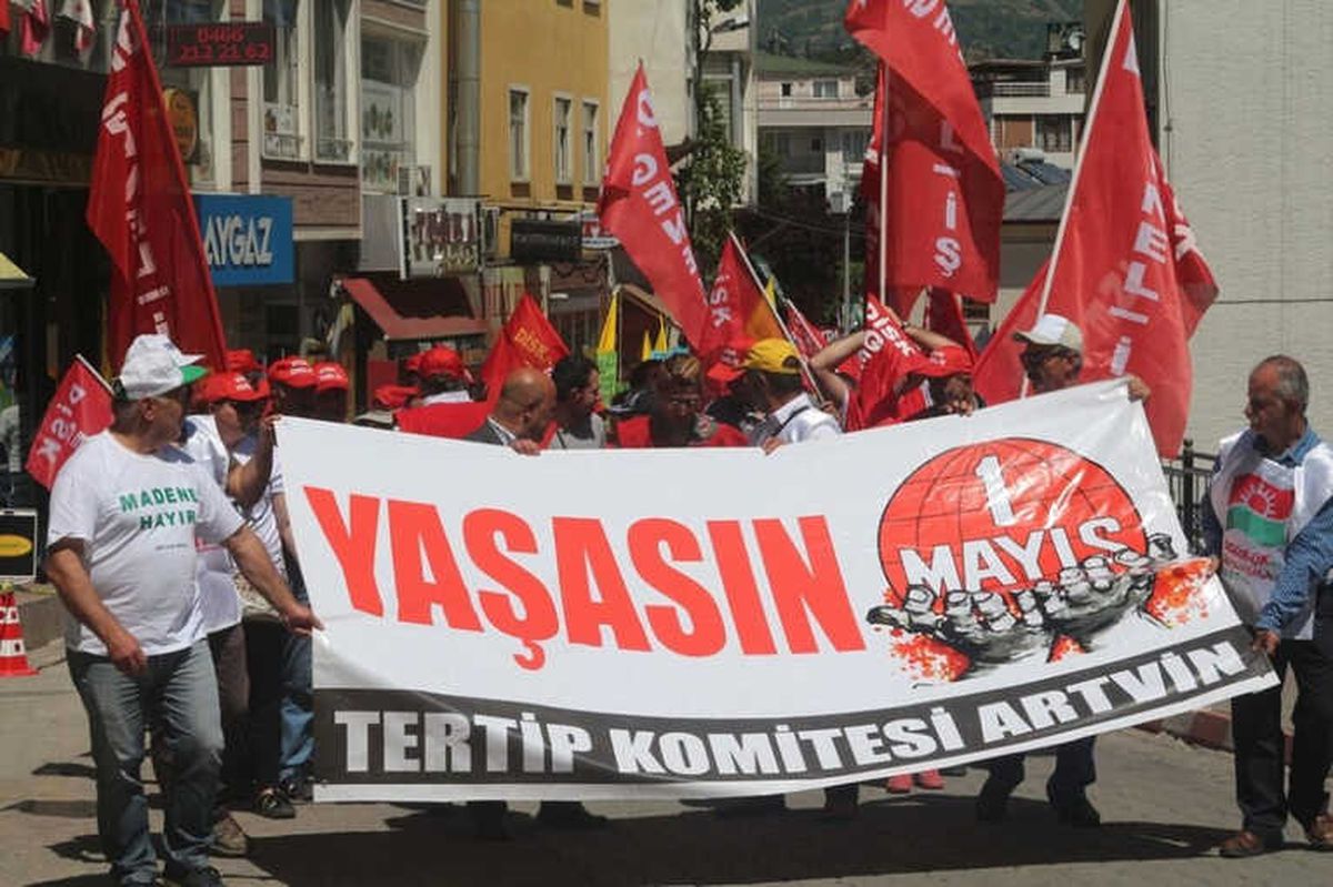 Artvin\'de 1 Mayıs Coşkusu
