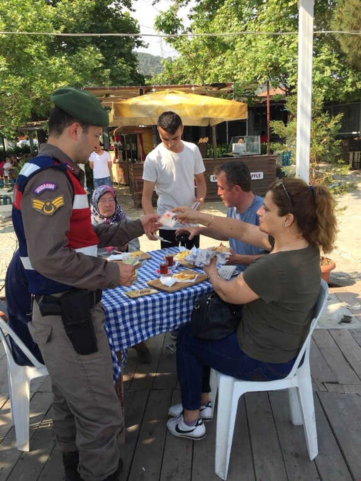 Balıkesir\'de Aranan 51 Kişi Ele Geçirildi