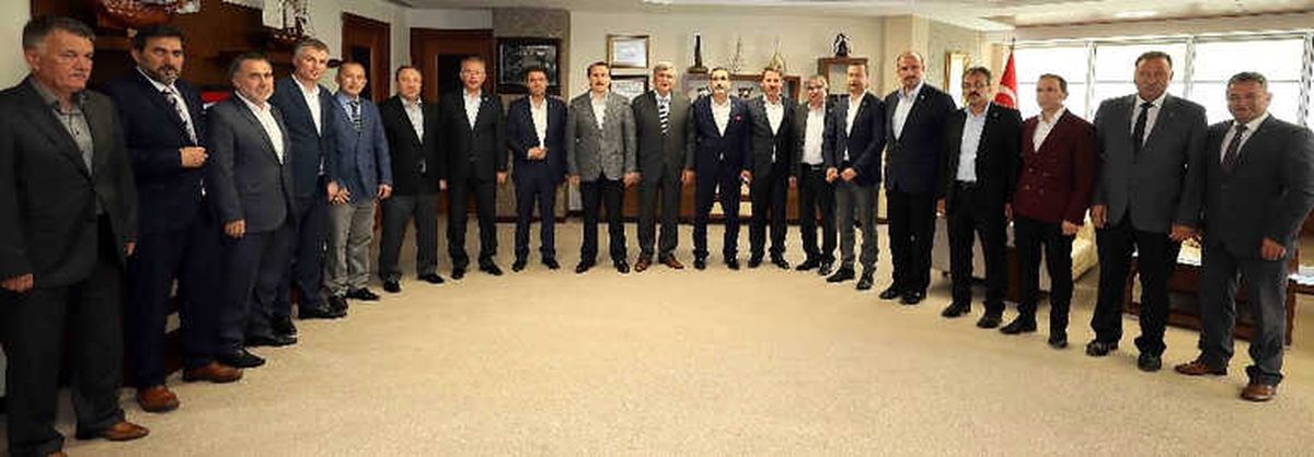 Başkan Karaosmanoğlu: "Çalışan ve Üreten Herkesle Gurur Duyuyoruz"