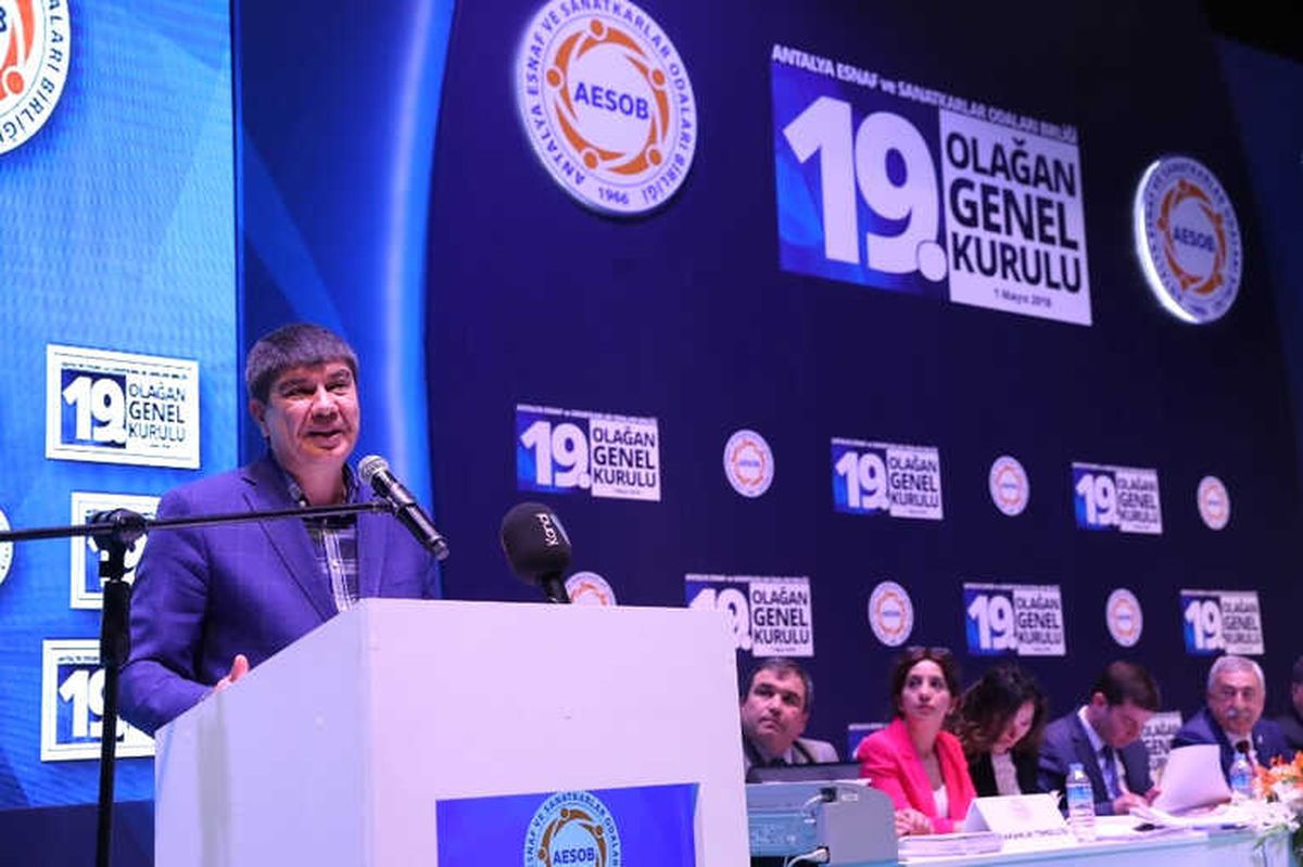 Başkan Türel: "Esnafımızla Türkiye\'ye Örnek Olan Çalışmalar Yapıyoruz"
