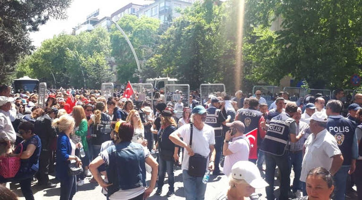 Başkent\'te 1 Mayıs Kutlamalarında Gerginlik