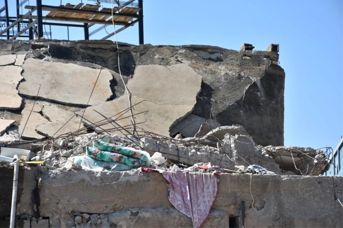 Cizre\'de Patlamanın Şiddeti Gün Ağarınca Ortaya Çıktı