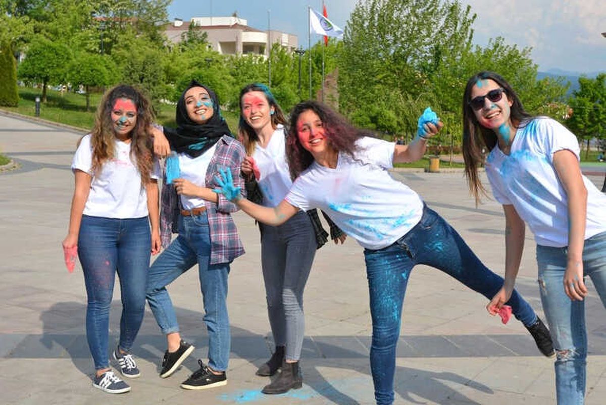 Düzce Üniversitesi Öğrencileri Otizme Dikkat Çekti